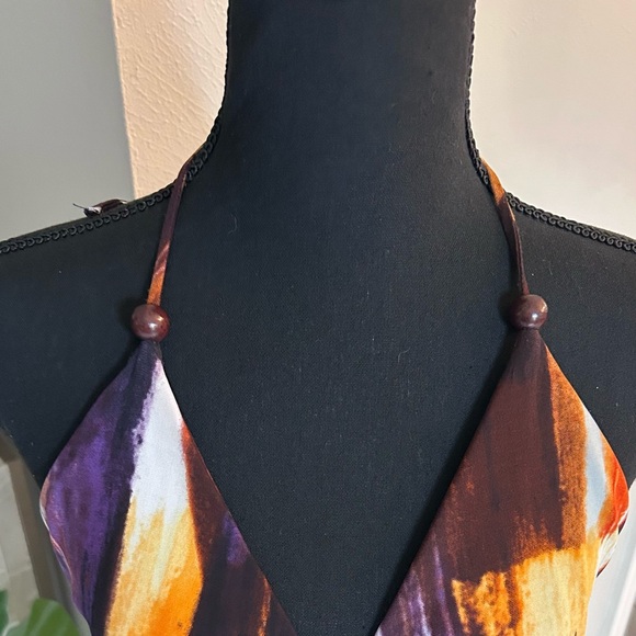 Elegant Open Back Multicolor Halter Maxi Dress - Picture 3 of 8